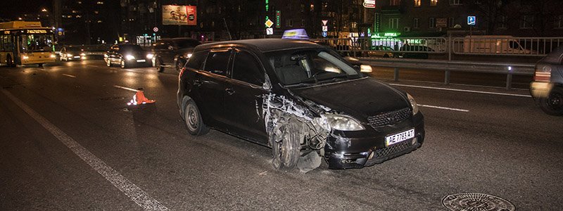 ДТП в Киеве на Святошино: Toyota задела маршрутку