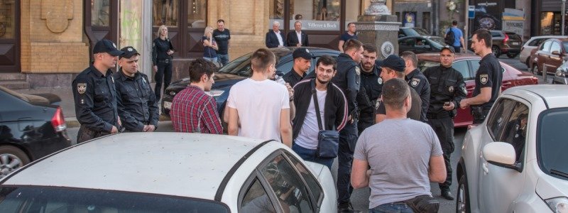 Избившие Найема в центре Киева кавказцы: "Знали бы, что это политик - не били бы"