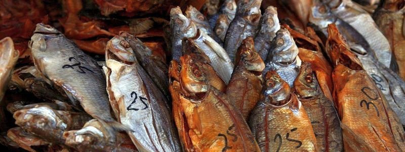 Ботулизм в Киеве: в столице ищут места продажи зараженной рыбы