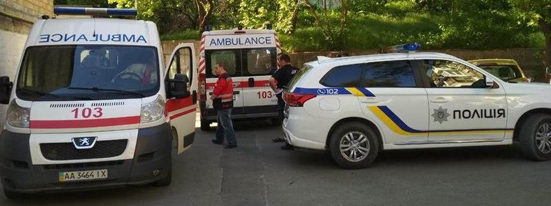 В Киеве объявлен план-перехват: из такси выбросили парня с передозом