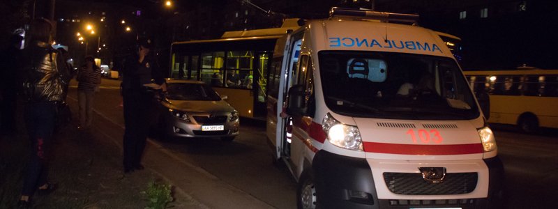 В Киеве на Оболони женщина на Toyota сбила пешехода
