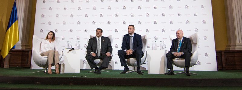 Киев назвали мировой столицей бокса: как прошла встреча Кличко с президентом WBC