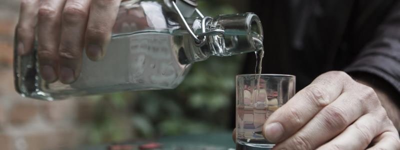 Массовое отравление алкоголем в Борисполе расследуют как умышленное убийство