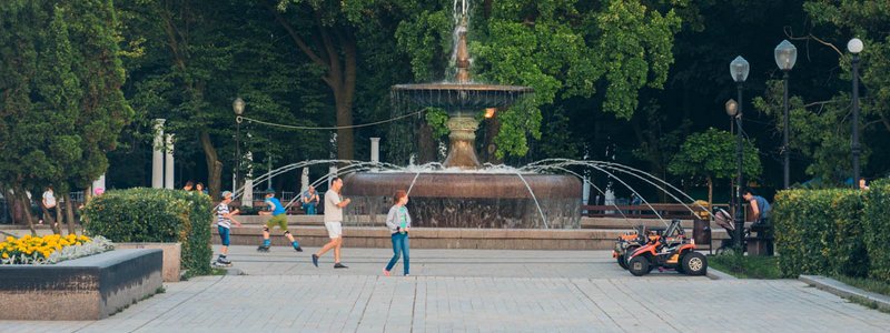 Как сейчас выглядит парк имени Рыльского в Киеве после капремонта