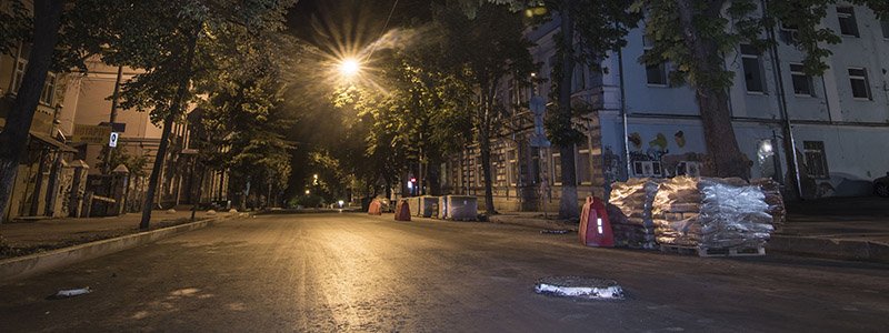 Особый взгляд на улицы Киева: как ночью выглядит Ярославов Вал