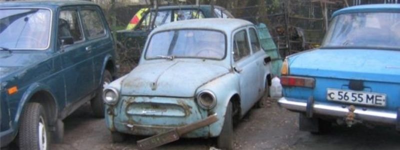 Киев обследуют с целью выявления старых заброшенных автомобилей