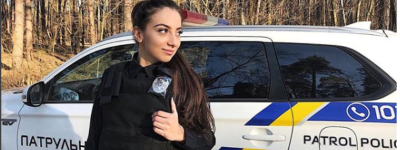 ТОП красивых девушек-полицейских Киева, которые вскружат голову даже бандиту