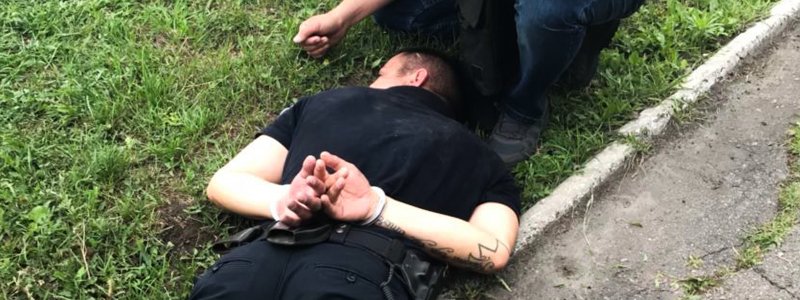 В Киеве на крупной взятке попался полицейский