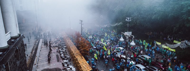 Что происходило в Киеве под Кабмином: видео и фото с высоты