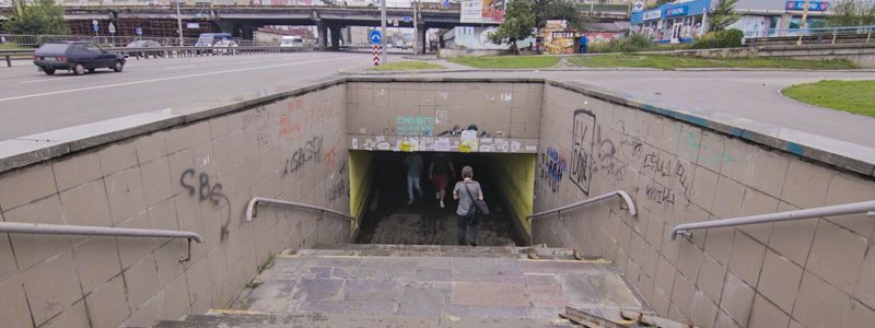 Как выглядит подземный переход на "Шулявской" в Киеве после потопа