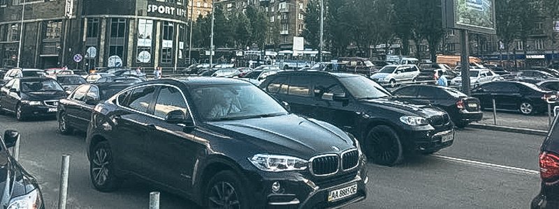Киев сковали сильные пробки: какие улицы лучше объехать