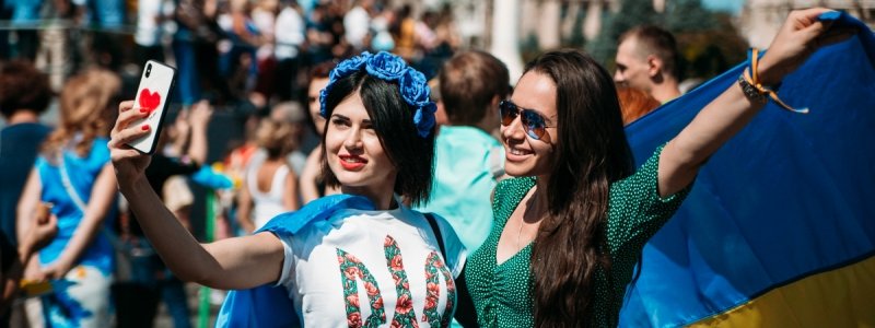 Праздничный парад в Киеве на День Независимости в лицах: ищи себя на фото
