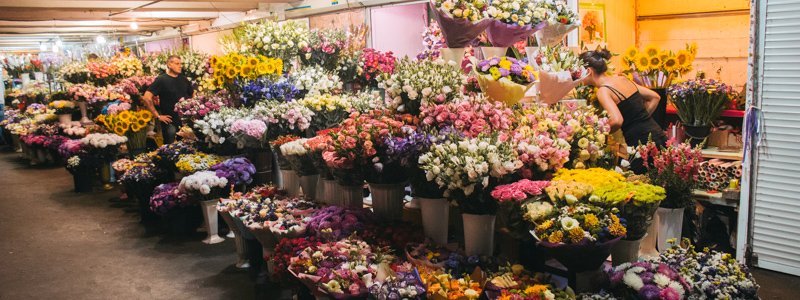 На 1 сентября в Киеве цветочники остались без выторга