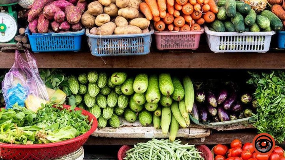 Де у Києві купити свіжі сезонні овочі та фрукти від фермерів: адреси