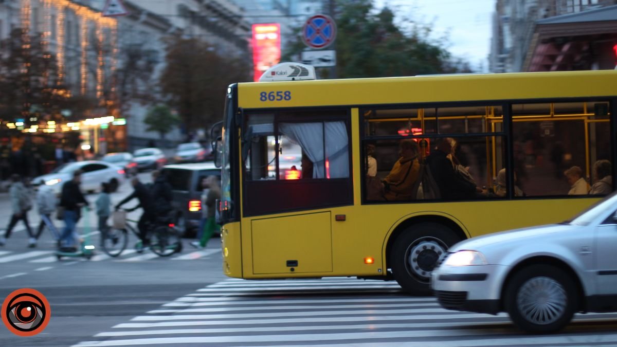 У Києві змінили рух курсування автобусів у Шевченківському районі: новий маршрут