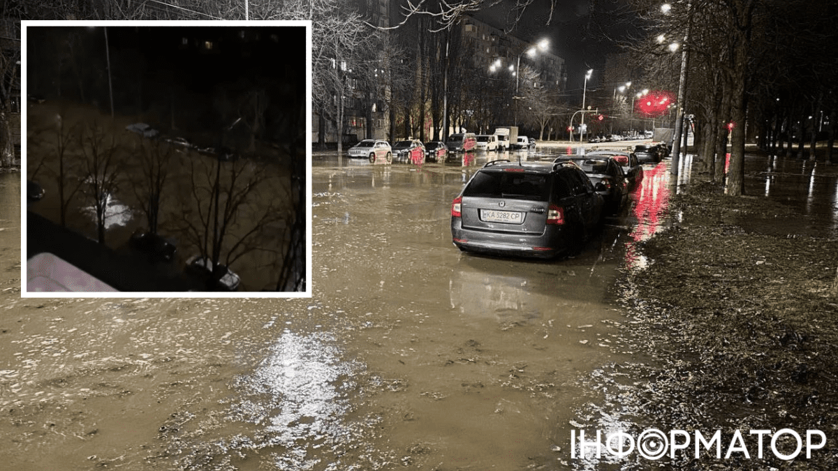 У Києві прорвало каналізацію: одну з вулиць затопили нечистоти – відео