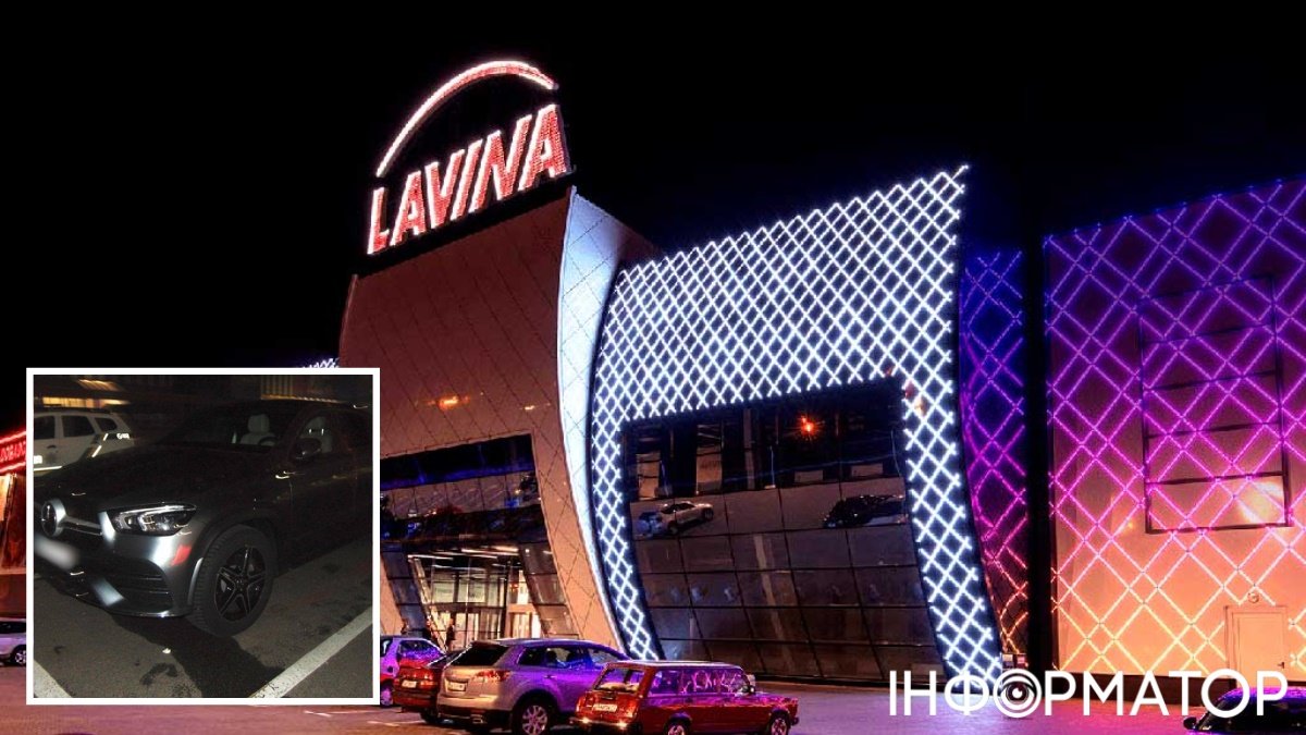 "Один ножем бив ззаду, інший - спереду": на парковці ТРЦ Lavina Mall у водія намагалися угнати Мерседес