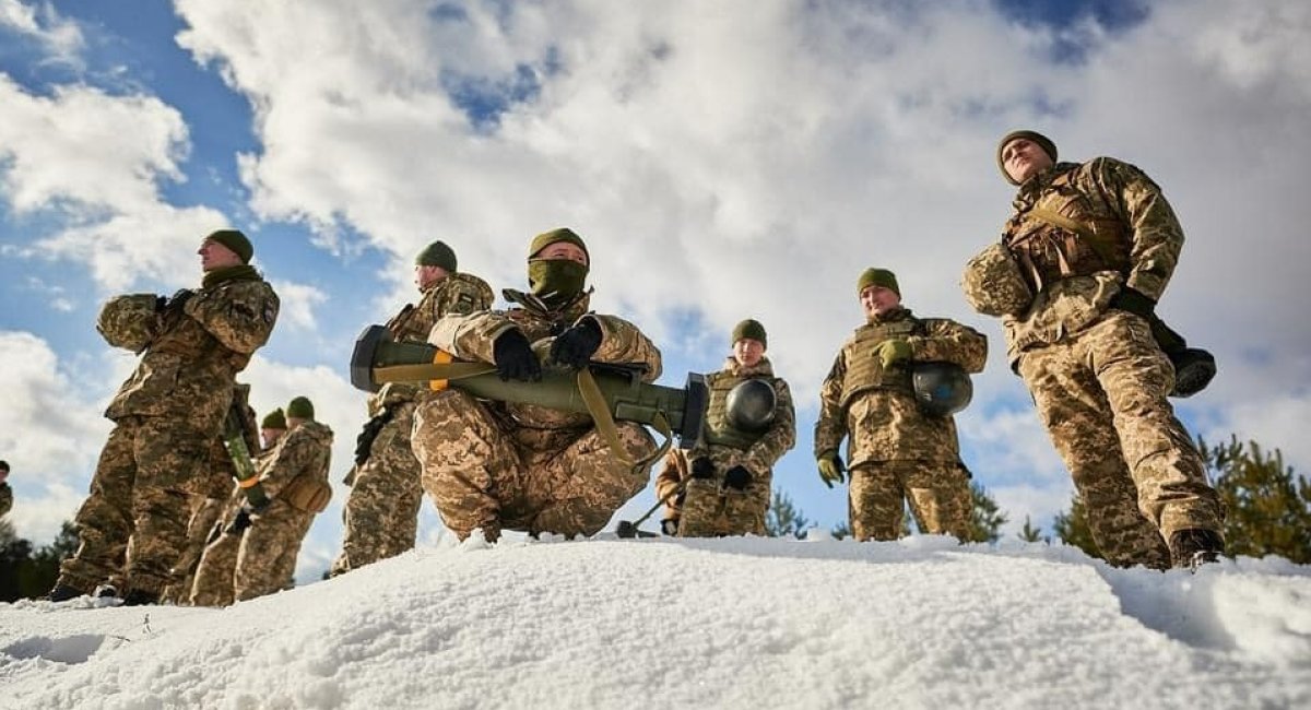 Міноборони: від середини березня ворог відступив на 70 км від Києва