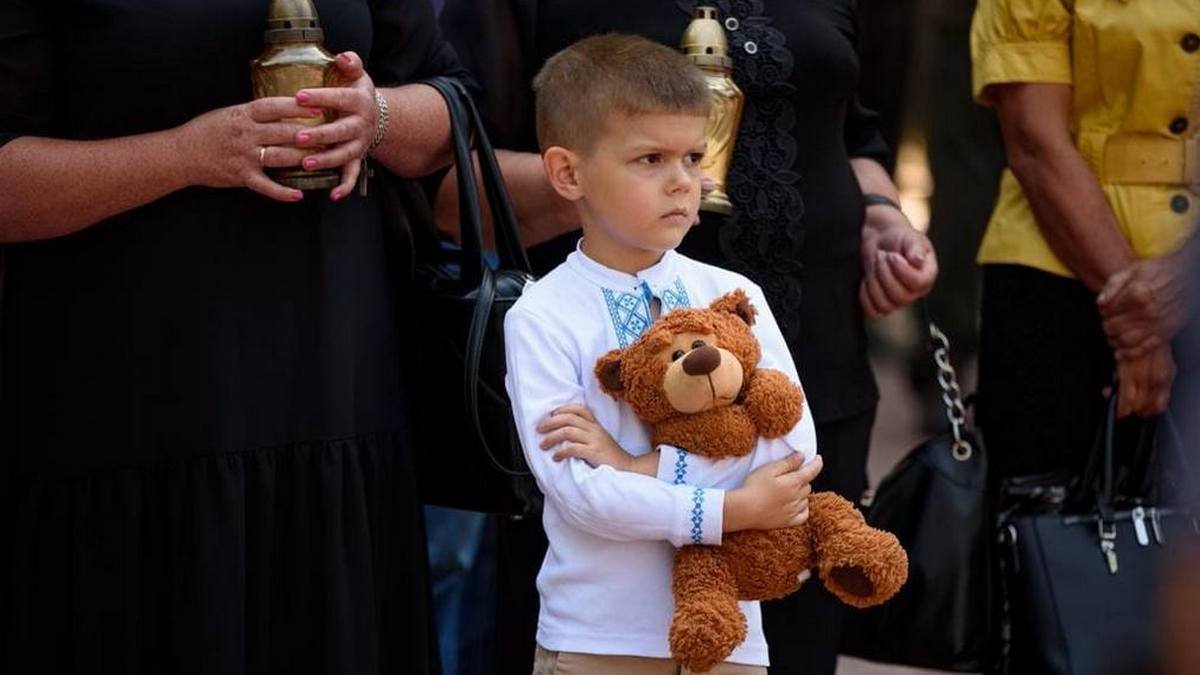 Трьох коломиян нагородили посмертно. Відзнаки отримали їхні діти, матері й дружини
