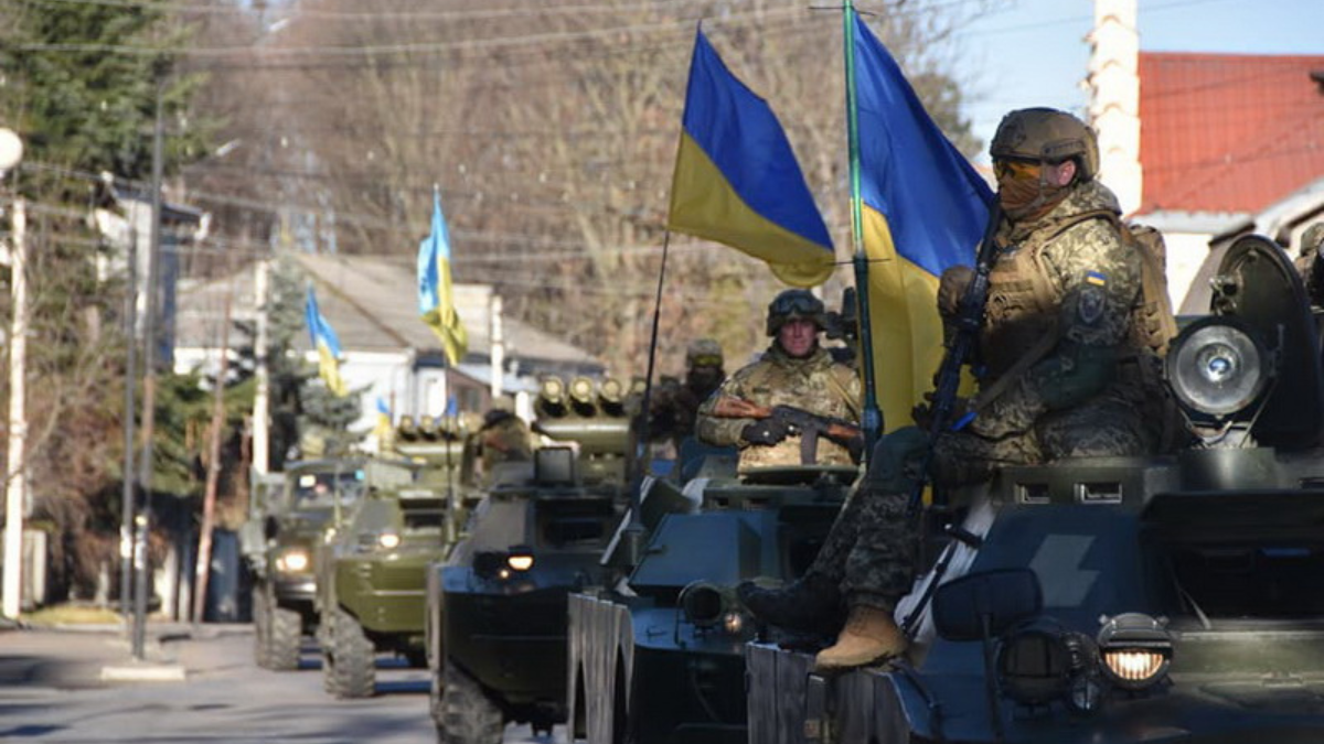 У Коломиї збирають кошти на термобілизну військовим