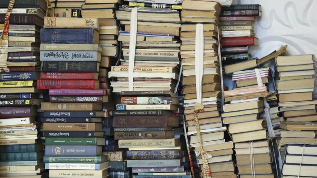 «Руська книга, здавайся!» | Або як "Прикарпаттяобленерго" зібрали майже 10 000 грн для ЗСУ