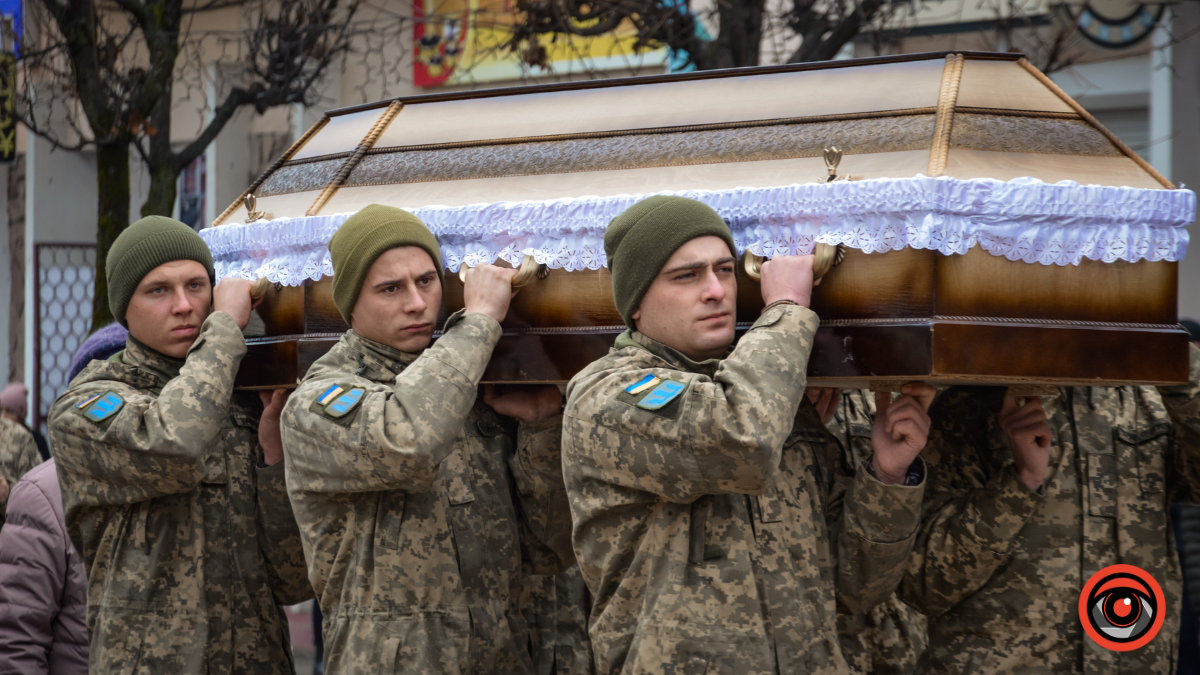 Коломия попрощалася з Героєм Олегом Анатійчуком