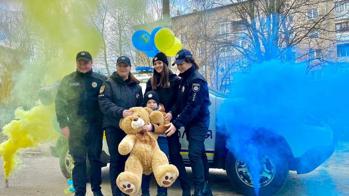 Поліцейські здійснили мрію сина Героя з Коломиї, який загинув на війні