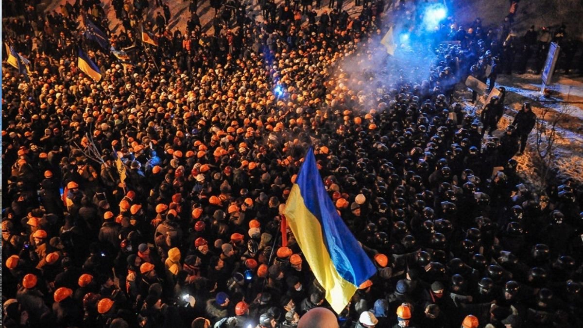 Україна пам'ятає Героїв Революції Гідності | Вірші про лютневі події 2014 року