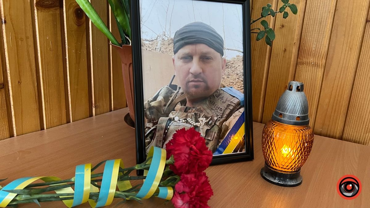 У Коломийському ліцеї №5 провели урок пам'яті Героя Михайла Гаєвого 1