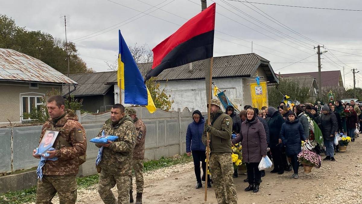 На Городенківщині попрощались із сержантом Миколою Завадою