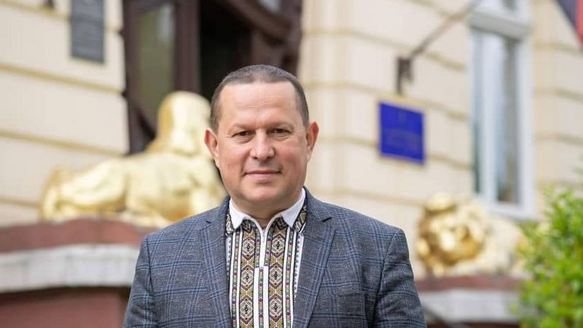 Що задекларував міський голова Надвірної Зіновій Андрійович