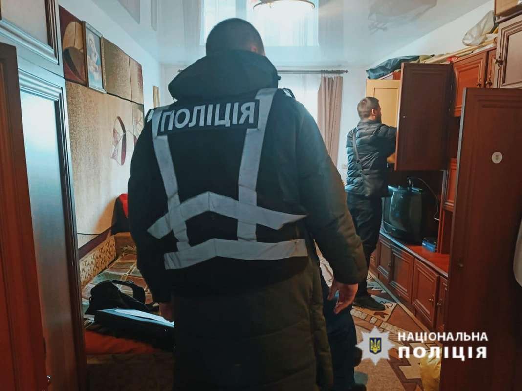 Молодого прикарпатця викрили на систематичному продажі зброї та боєприпасів 1