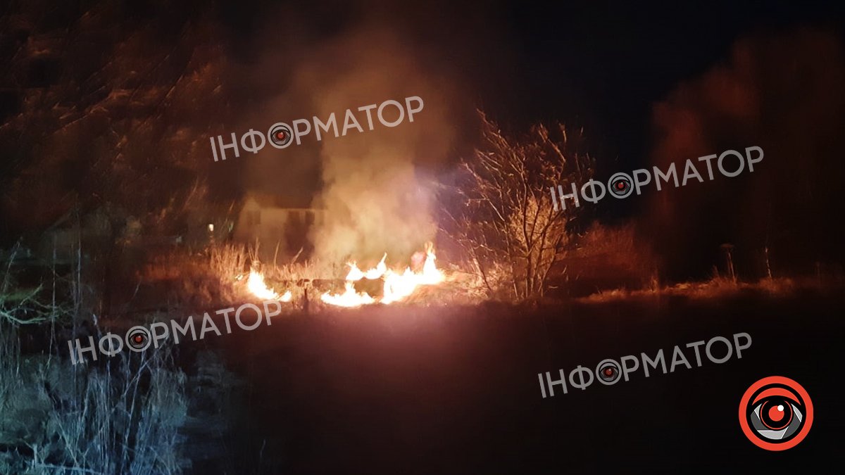 На вихідних на Прикарпатті спалахнуло понад 60 пожеж в екосистемах