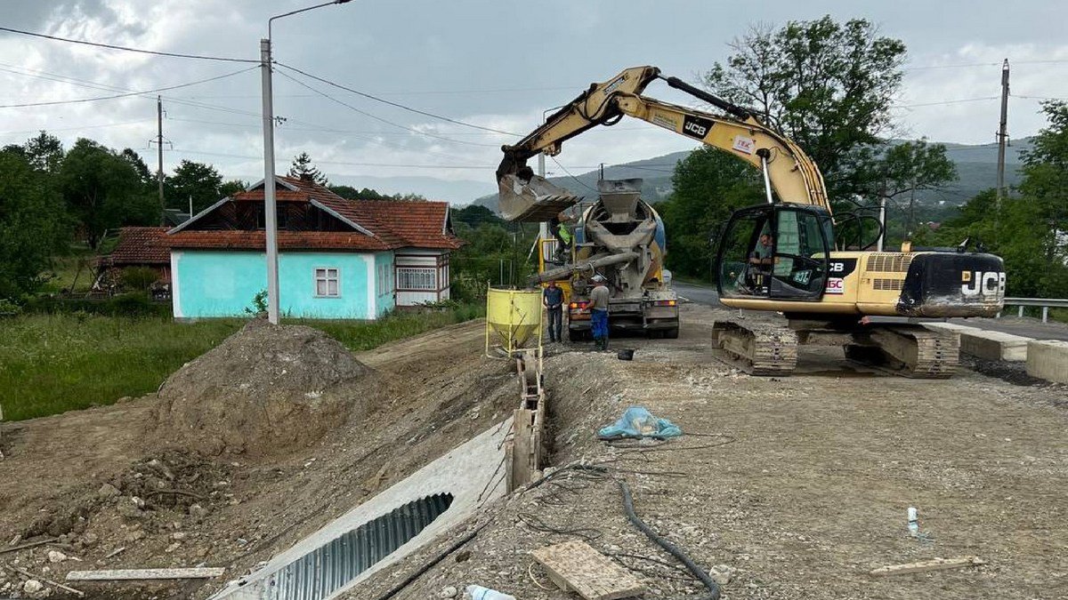 У Стопчатові взялись капітально ремонтувати міст