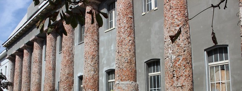 Прокурорский скандал: у Днепропетровска украли очередной памятник архитектуры