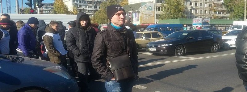 В Днепропетровске перекрыли пр. Правды в знак протеста против фальсификации выборов