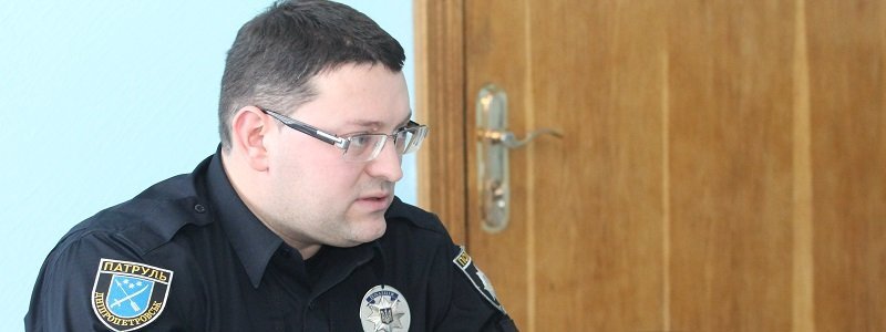 Глава Днепропетровской патрульной полиции: кто, он, откуда и по каким правилам живет