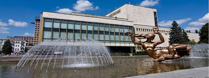 Как будут финансировать днепропетровские театры?