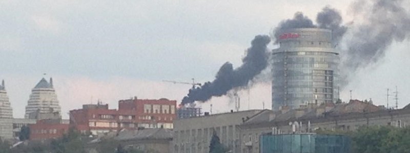 В центре Днепра пожар на стройке