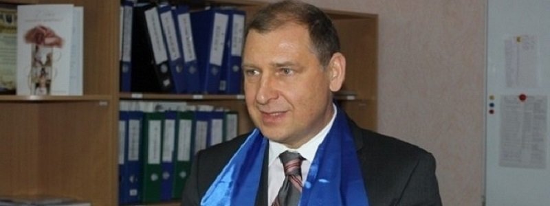 В Днепре бывшего зампреда Днепропетровского облсовета обвиняют в ущербе на сумму 15 млн грн