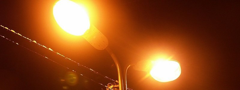Горсовет Днепра будет судиться за уличное освещение