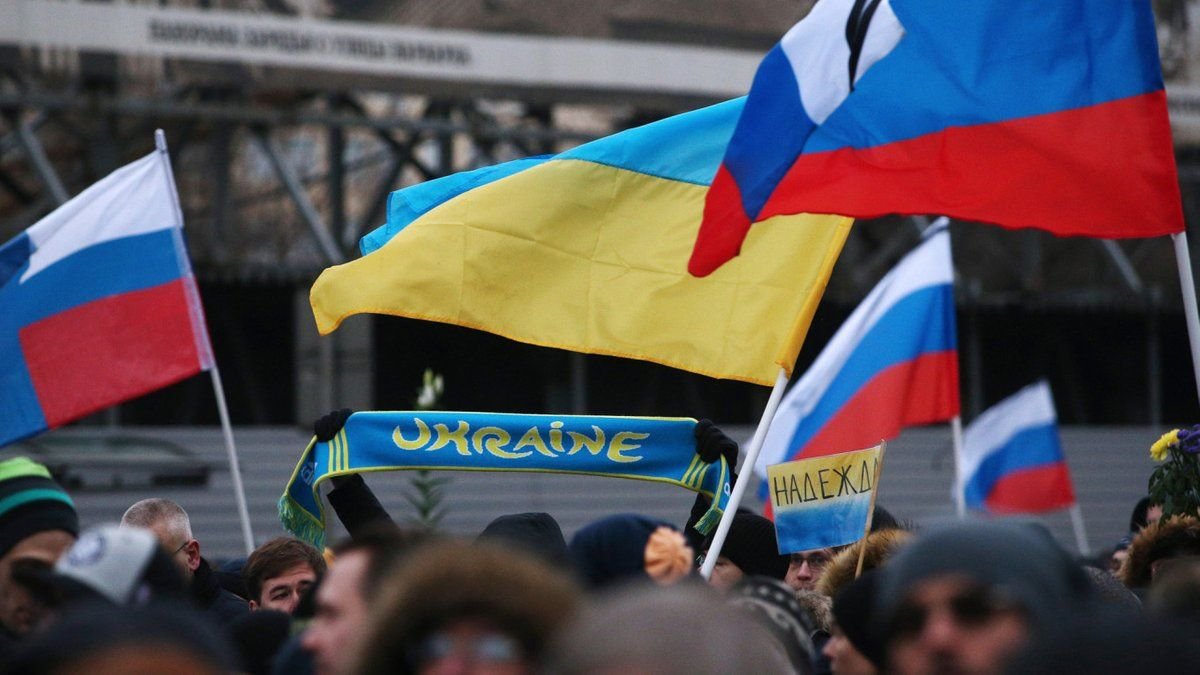 Как украинцы относятся к России и как россияне к Украине: опрос КМИС