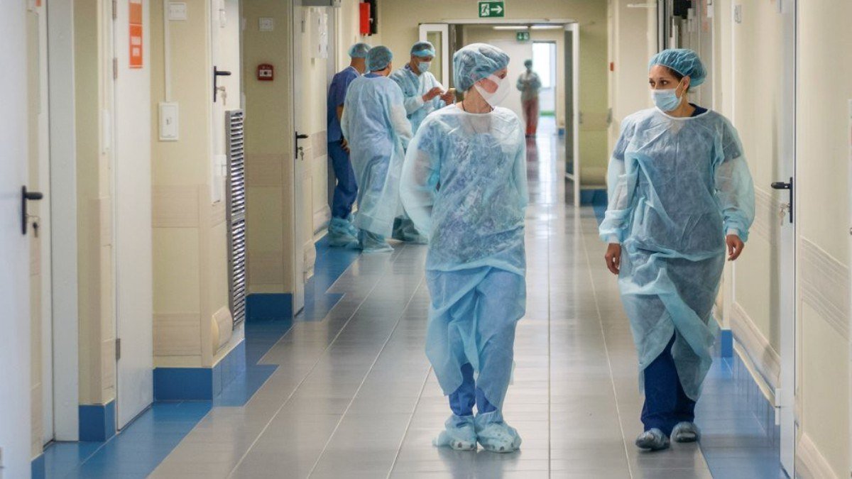 Бойся COVID: больницы Никополя к декабрю закупятся лекарствами и оборудованием на 8,5 миллиона