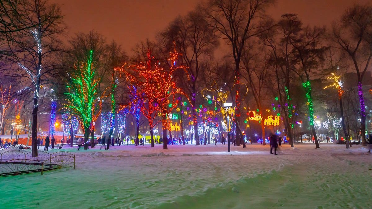 Как в Днепре украсят парки к Новому году за 2,2 миллиона гривен