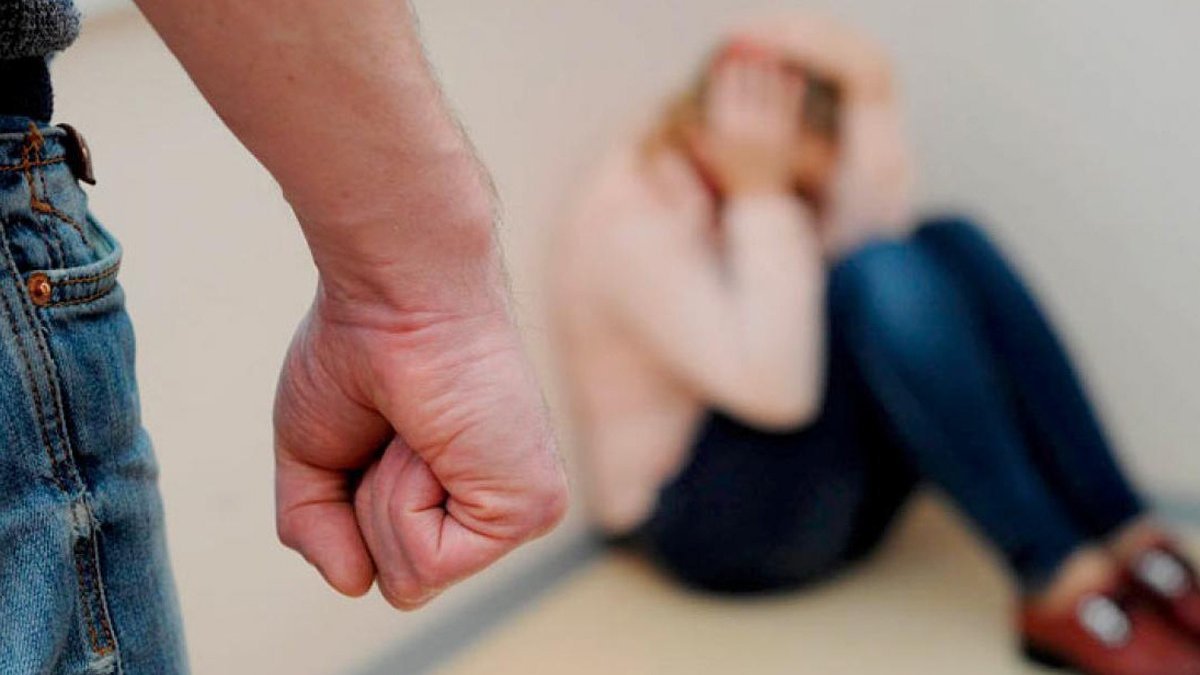 Где в Днепре подростки и жертвы домашнего насилия могут получить бесплатную правовую помощь