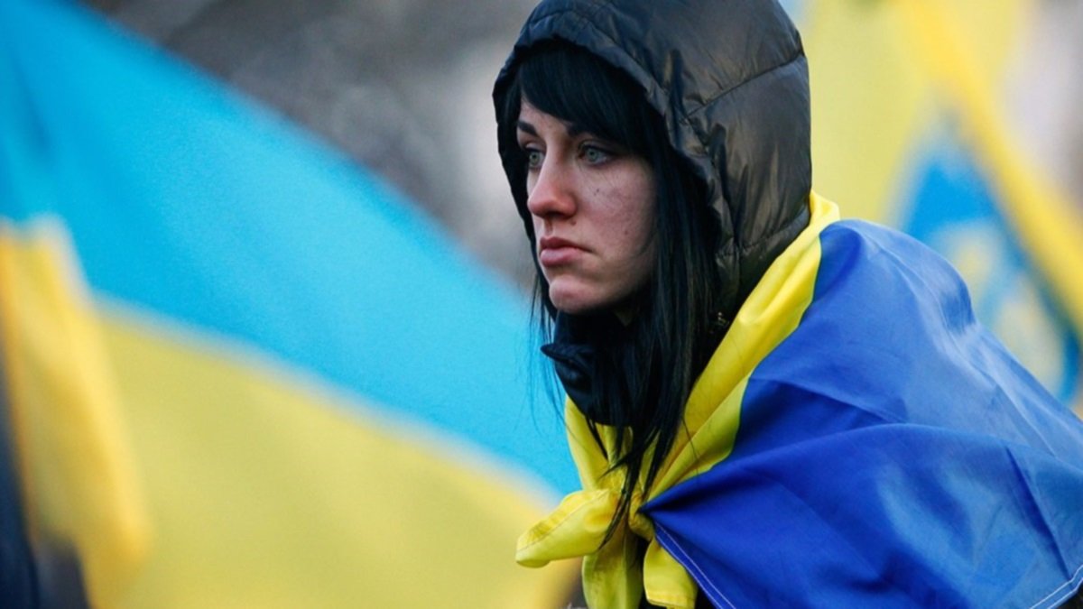 Почему украинцы считают себя несчастными и что думают про 2021 год: опрос Деминициативы