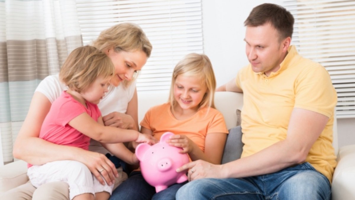 Как говорить с детьми про деньги: советы родителям