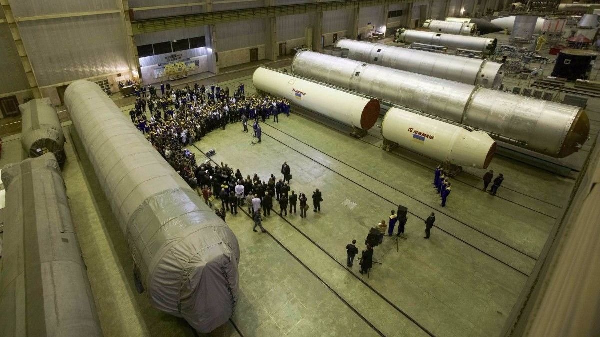 Чья фирма в Днепре поставит Южмашу металл для ракет на 147 миллионов