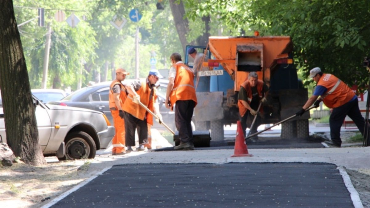 Где в Никополе отремонтируют дороги и тротуары за 4 миллиона гривен: ищи свой адрес