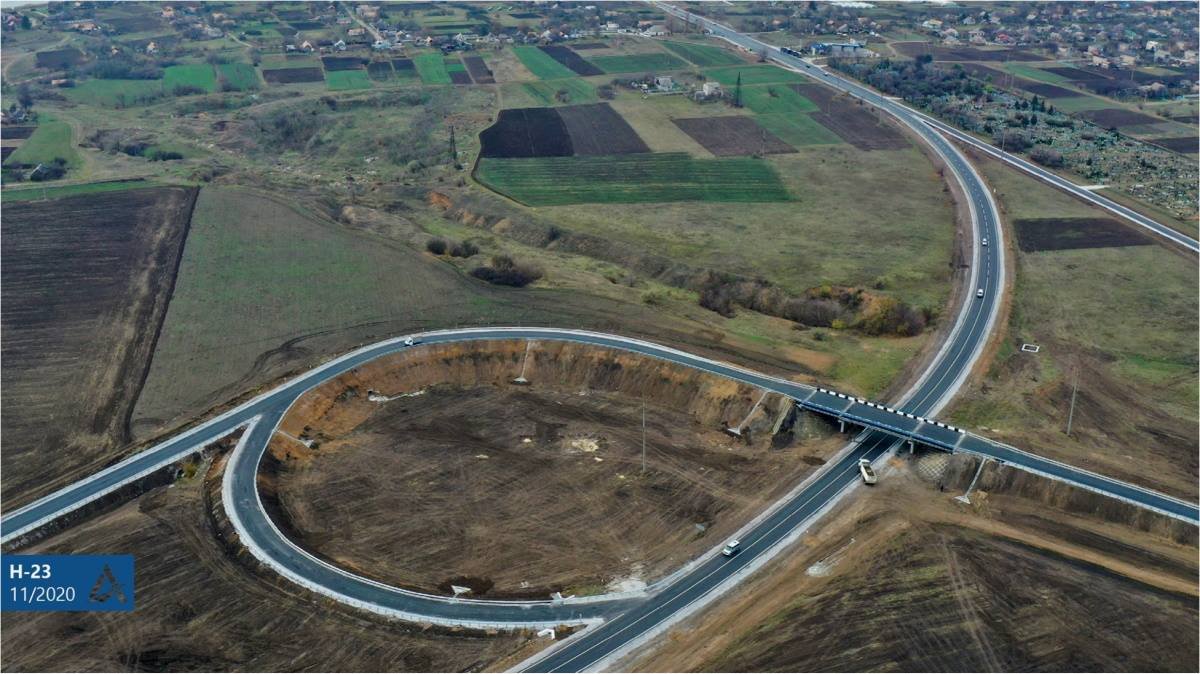 На бывшую «дорогу смерти» в Днепропетровской области потратят еще 7 миллиардов гривен